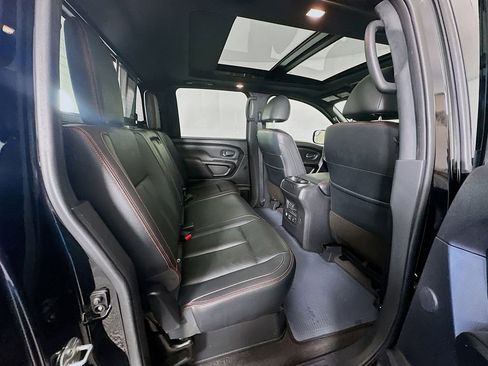 Used 2021 Nissan Titan PRO-4X w/ Pro-4x Convenience Package image 28