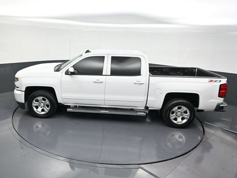 Used 2018 Chevrolet Silverado 1500 LT w/ All Star Edition image 16