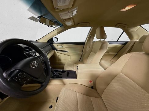 Certified 2016 Toyota Camry LE image 20