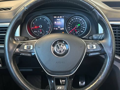 Used 2018 Volkswagen Atlas SEL AWD/4WD image 35
