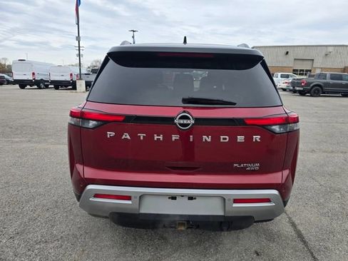 Used 2022 Nissan Pathfinder Platinum image 4