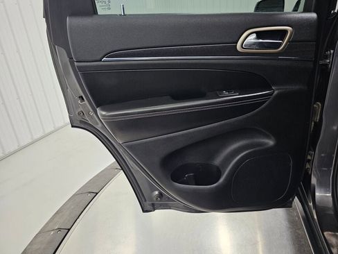 Used 2015 Jeep Grand Cherokee Limited AWD/4WD image 30