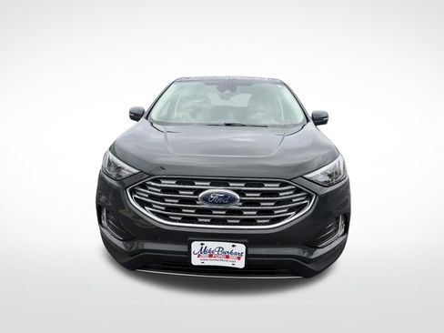 Used 2023 Ford Edge Titanium w/ Class II Trailer Tow Package AWD/4WD image 3