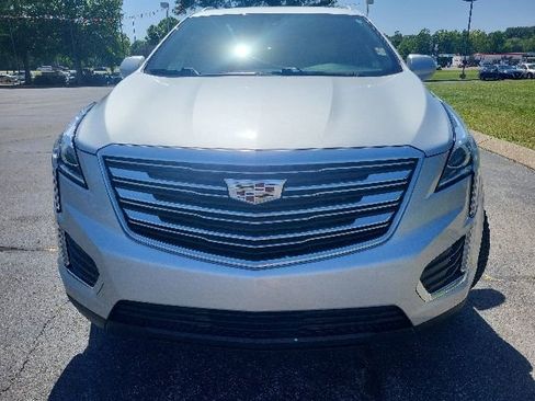 Used 2019 Cadillac XT5 FWD image 5