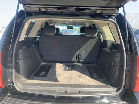 Used 2014 Chevrolet Tahoe LT image 17