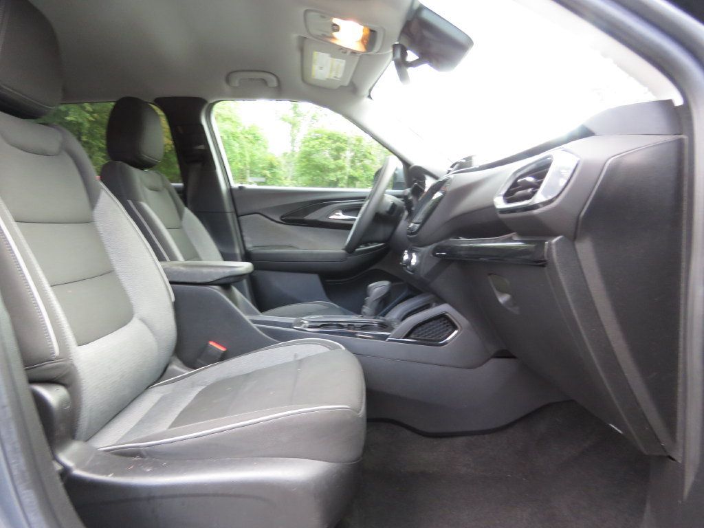 Used 2021 Chevrolet TrailBlazer LT w/ Convenience Package AWD/4WD image 13