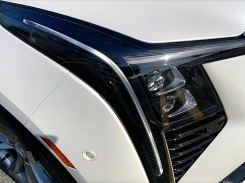 Used 2025 Cadillac CT5 Sport image 26