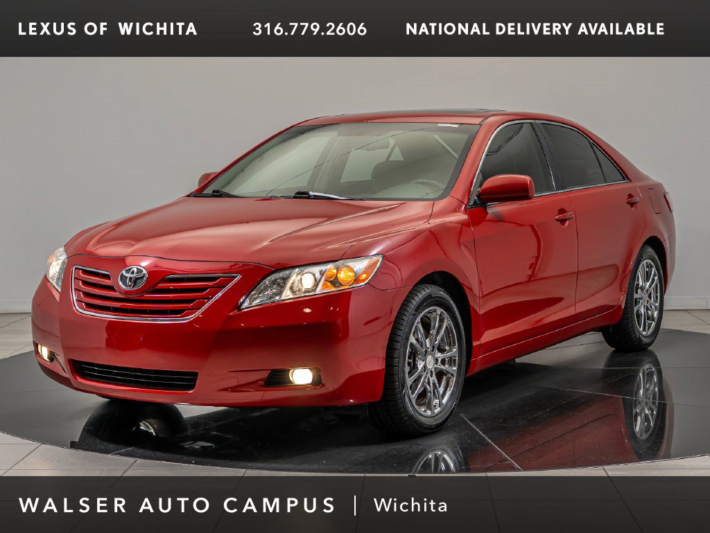 Used 2007 Toyota Camry XLE FWD image 1