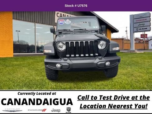 Used 2022 Jeep Wrangler Unlimited Sport AWD/4WD image 4