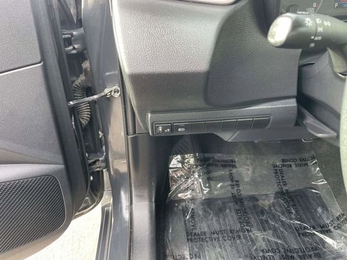 Used 2024 Toyota Corolla LE image 32