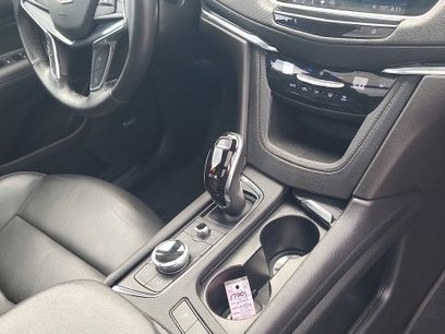 Used 2022 Cadillac XT5 Premium Luxury w/ Technology Package