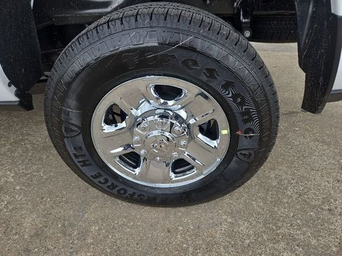 New 2026 RAM 2500 Tradesman AWD/4WD image 28