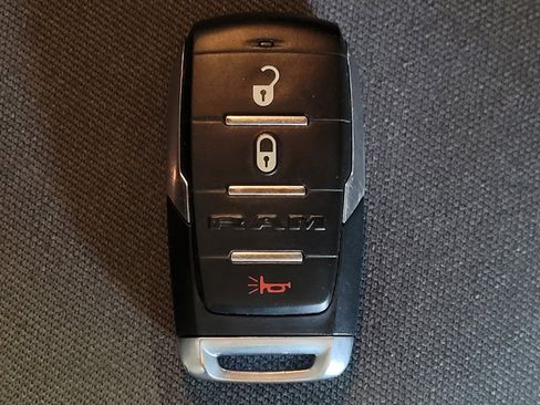 Used 2021 RAM 1500 Lone Star AWD/4WD image 32