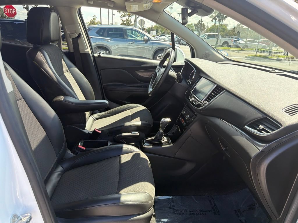 Used 2018 Buick Encore Preferred w/ Experience Buick Package AWD/4WD image 9
