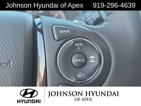 Used 2017 Honda Pilot Touring image 32