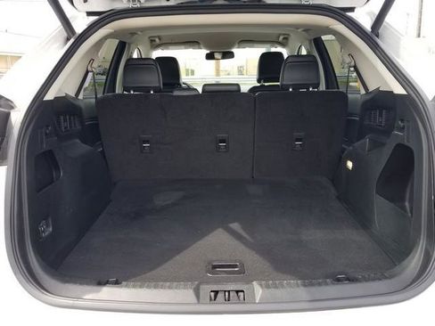 Used 2023 Ford Edge SEL w/ Convenience Package image 7