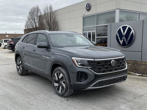 New 2026 Volkswagen Atlas Cross Sport SE image 1