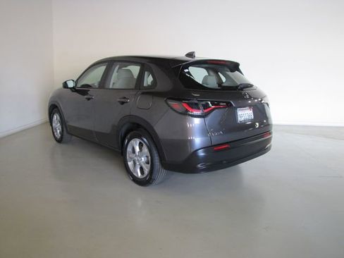 Certified 2025 Honda HR-V LX image 21