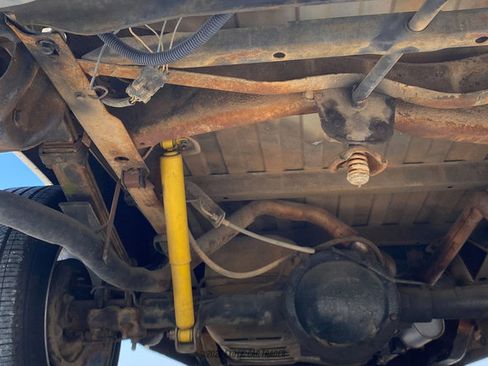 Used 1989 Chevrolet Silverado 1500 2WD Regular Cab image 33