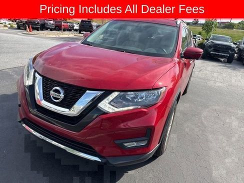 Used 2017 Nissan Rogue SV w/ SV Premium Package AWD/4WD image 7