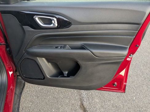 New 2026 Jeep Compass Limited image 26