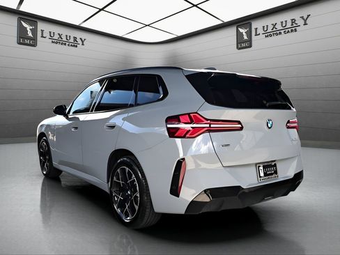 Used 2025 BMW X3 xDrive30i w/ Premium Package image 6