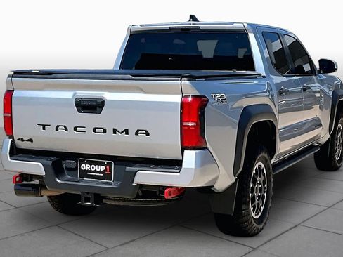 Used 2024 Toyota Tacoma TRD Off-Road AWD/4WD image 12