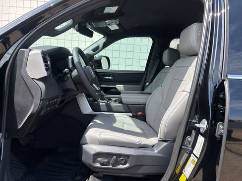 New 2026 Toyota Tundra Limited AWD/4WD image 4