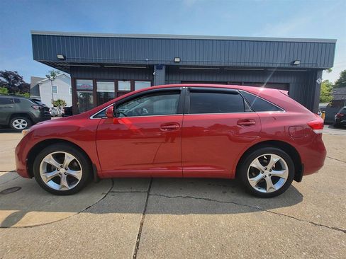 Used 2012 Toyota Venza LE w/ LE Convenience Pkg AWD/4WD image 4
