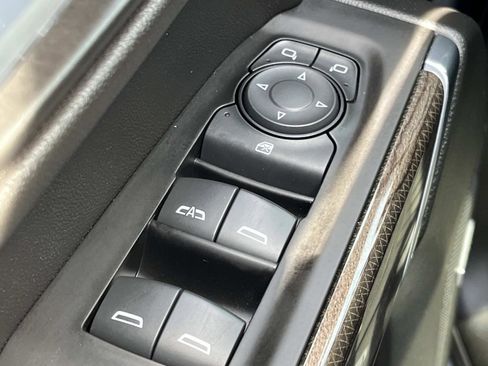 Used 2020 Chevrolet Silverado 1500 LT Trail Boss image 18