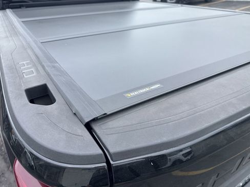 Used 2024 Chevrolet Silverado 2500 Custom w/ Custom Value Package image 24