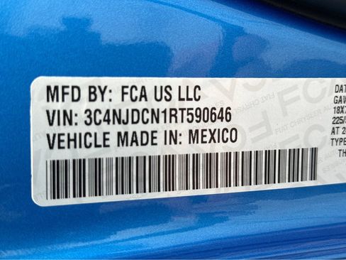 Used 2024 Jeep Compass Limited image 25