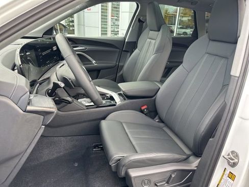 New 2025 Audi Q5 Premium Plus image 9