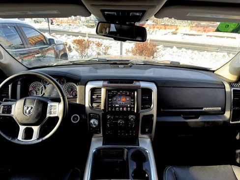 Used 2016 RAM 1500 Laramie w/ Convenience Group image 19