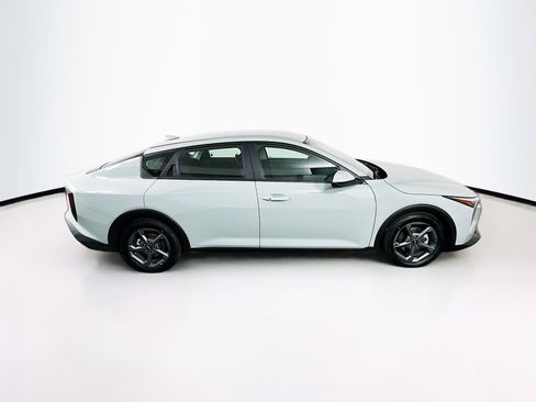 Used 2025 Kia K4 FWD image 10