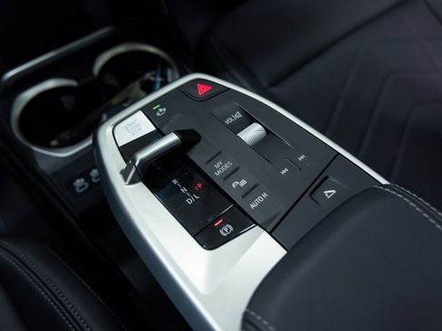 Certified 2025 BMW X1 xDrive28i w/ Convenience Package image 17