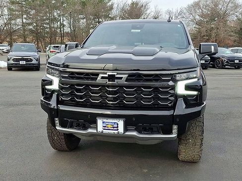 New 2026 Chevrolet Silverado 1500 ZR2 w/ Dark Appearance Package image 6