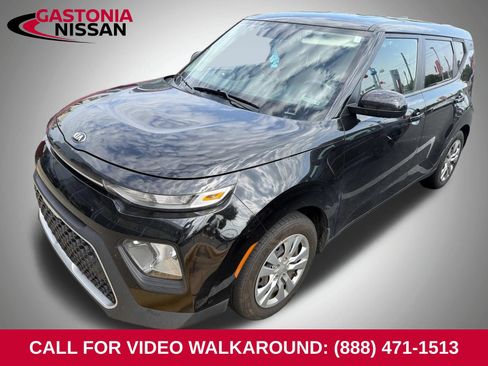 Used 2020 Kia Soul LX FWD image 3