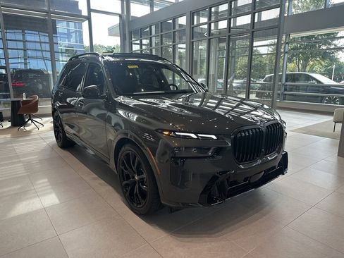 New 2026 BMW X7 xDrive40i w/ M Sport Package image 17