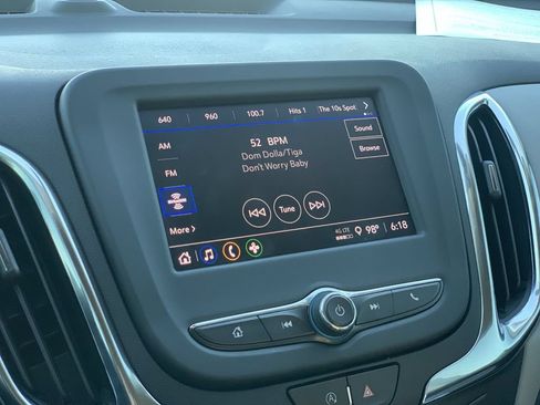 Certified 2024 Chevrolet Equinox LS w/ LS Convenience Package FWD image 11