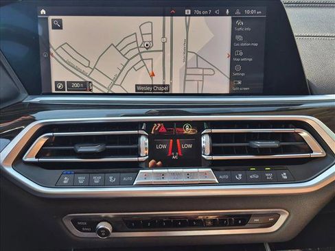 Used 2019 BMW X7 xDrive40i w/ Premium Package AWD/4WD image 14