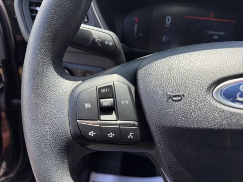 Certified 2025 Ford Escape Active AWD/4WD image 29
