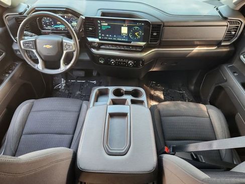 Used 2022 Chevrolet Silverado 1500 LT RWD image 26