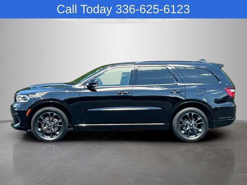 Used 2023 Dodge Durango R/T AWD/4WD image 2