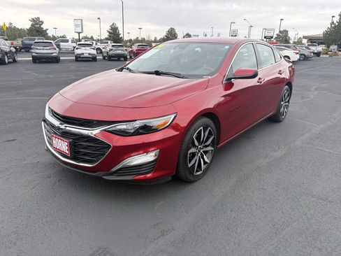 Used 2024 Chevrolet Malibu RS FWD image 2