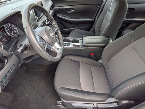 Used 2025 Nissan Sentra SV w/ All-Weather Package FWD image 11
