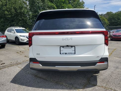 New 2026 Kia Carnival SX image 5