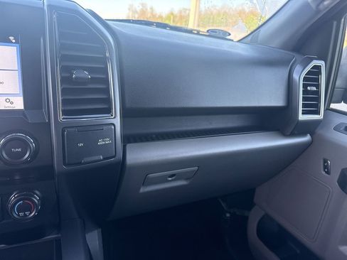 Used 2018 Ford F150 XLT w/ Equipment Group 302A Luxury AWD/4WD image 11