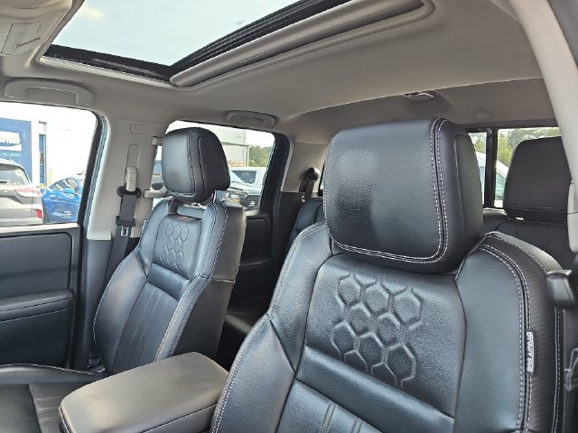 Used 2022 Nissan Frontier SV w/ SV Premium Package AWD/4WD image 14