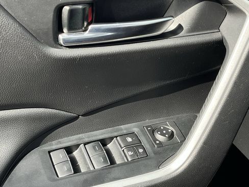 Used 2024 Toyota RAV4 XLE FWD image 21